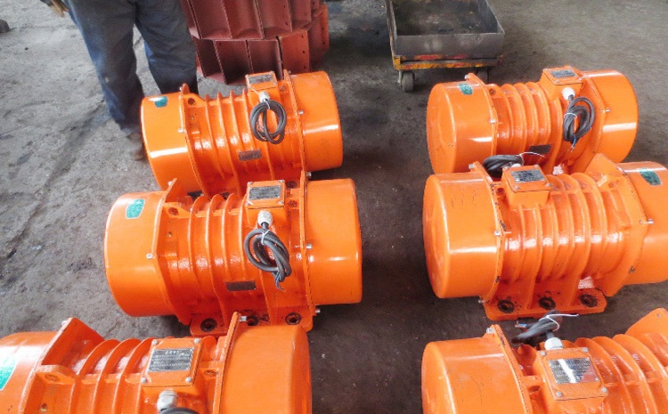 兗礦集團(tuán)采購我司VBCB系列振動(dòng)電機(jī)